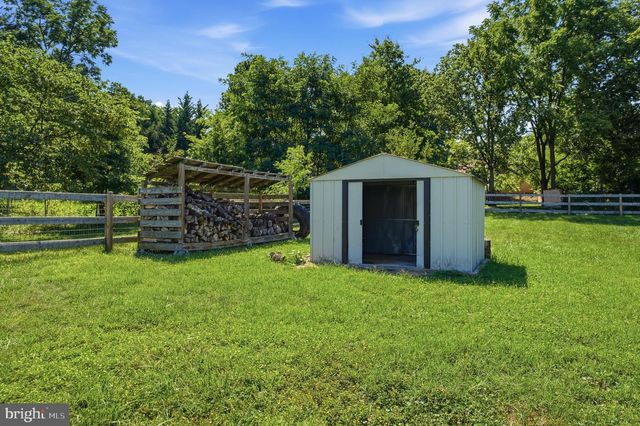 16 FORD AVE, Boonsboro, MD 21713