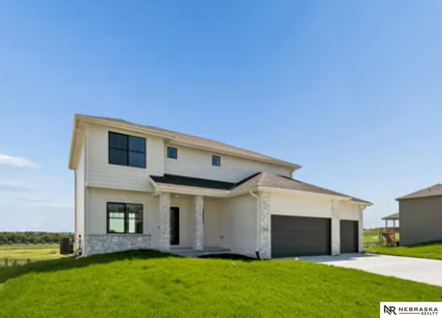 11003 N 159 Avenue, Bennington, NE 68007