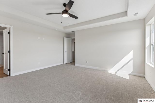 11003 N 159 Avenue, Bennington, NE 68007