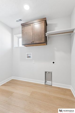 11003 N 159 Avenue, Bennington, NE 68007