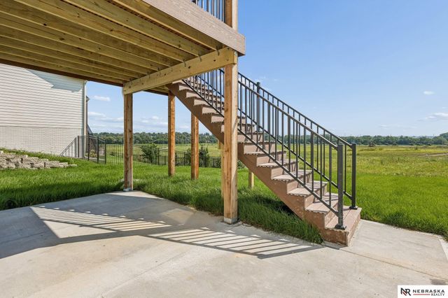 11003 N 159 Avenue, Bennington, NE 68007