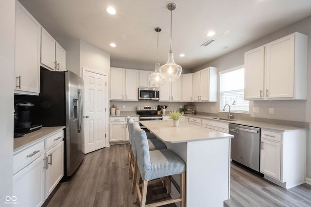 19249 Plowman Drive, Westfield, IN 46074