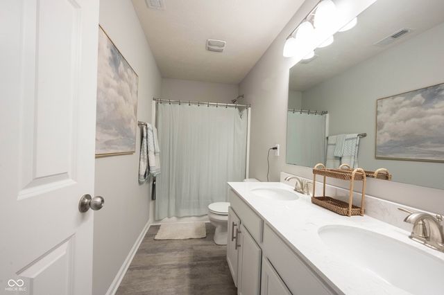 19249 Plowman Drive, Westfield, IN 46074