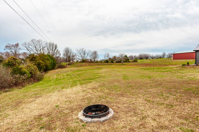 680 Fowler Ford Rd, Portland, TN 37148