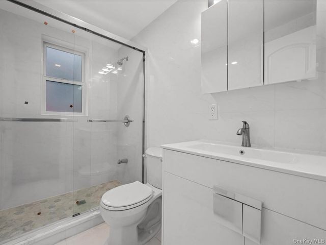 14729 70th Avenue, Flushing, NY 11367