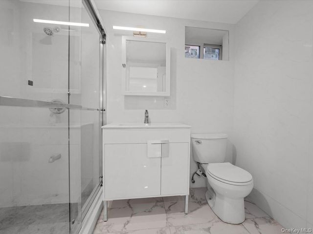 14729 70th Avenue, Flushing, NY 11367