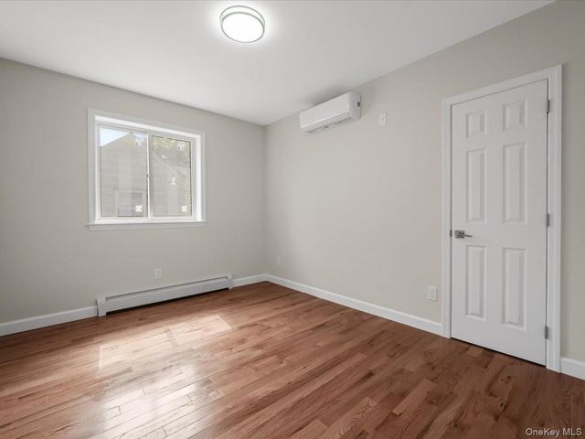 14729 70th Avenue, Flushing, NY 11367