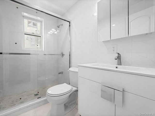 14729 70th Avenue, Flushing, NY 11367