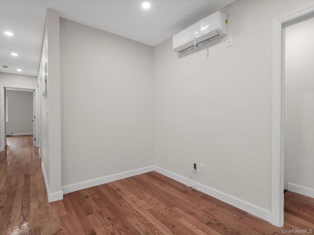 14729 70th Avenue, Flushing, NY 11367