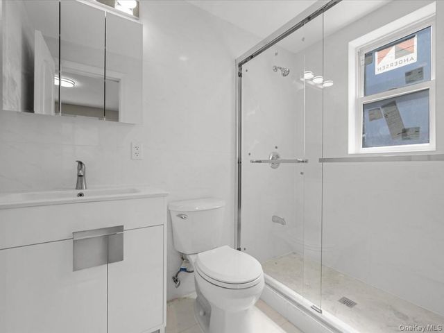 14729 70th Avenue, Flushing, NY 11367