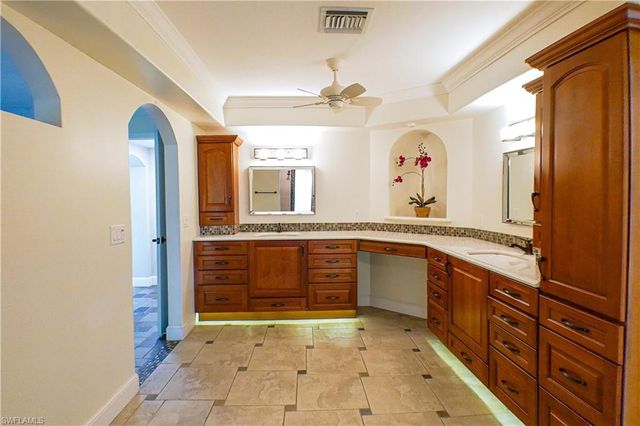 112 pinebrook DR, Fort Myers, FL 33907