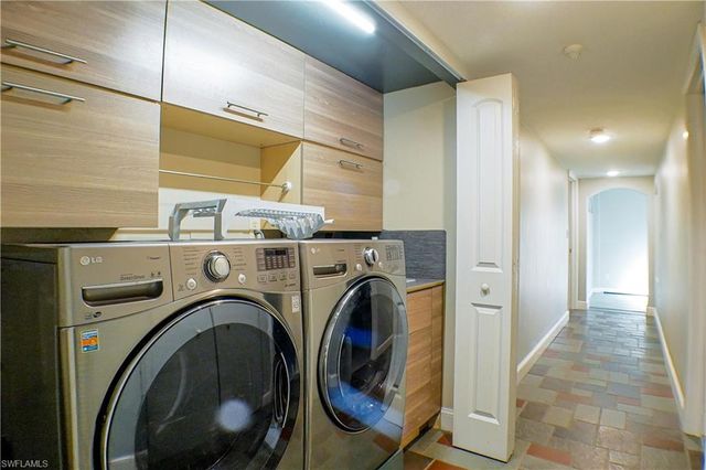 112 pinebrook DR, Fort Myers, FL 33907