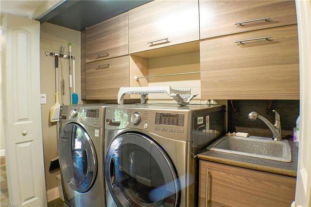 112 pinebrook DR, Fort Myers, FL 33907