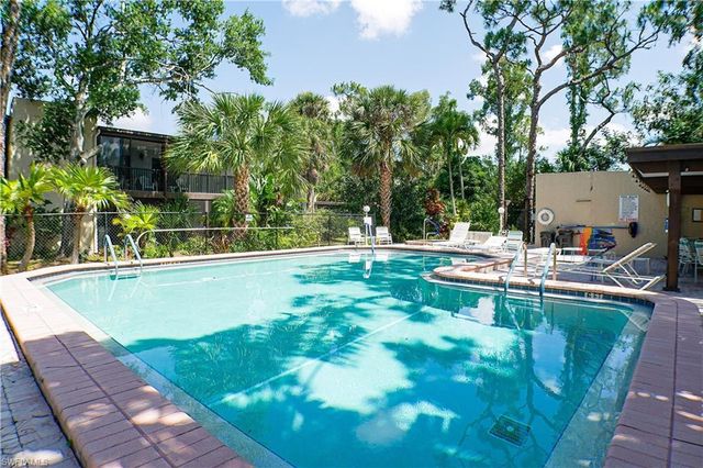 112 pinebrook DR, Fort Myers, FL 33907