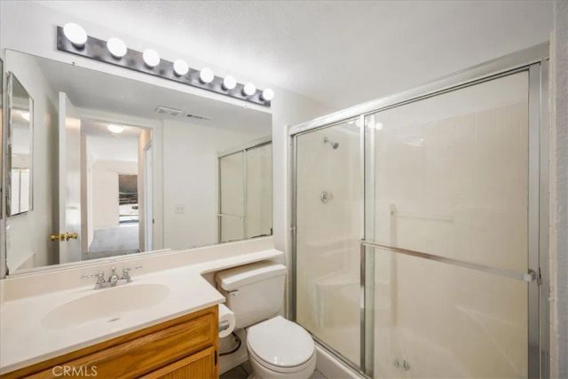 881 Sussex Street North, San Jacinto, CA 92583