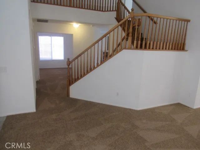 881 Sussex Street North, San Jacinto, CA 92583