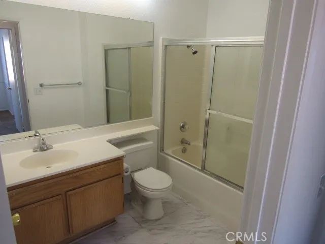 881 Sussex Street North, San Jacinto, CA 92583