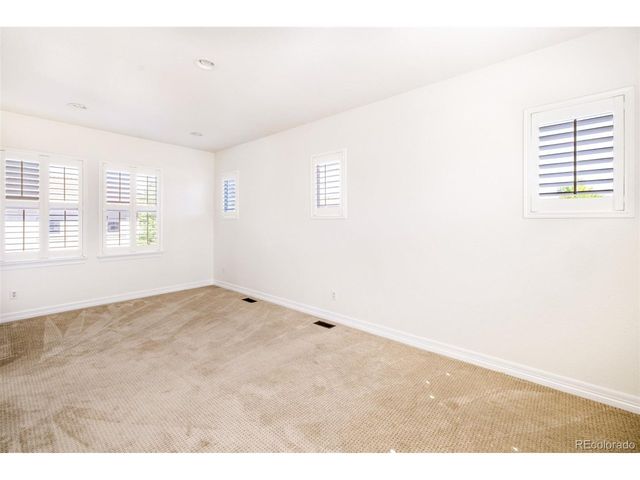 9740 E 32nd Ave, Denver, CO 80238