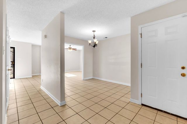 4563 N SUMMER CRK, Memphis, TN 38141