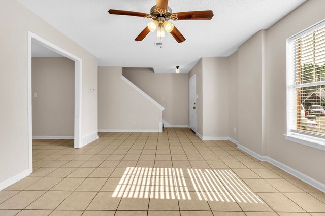 4563 N SUMMER CRK, Memphis, TN 38141