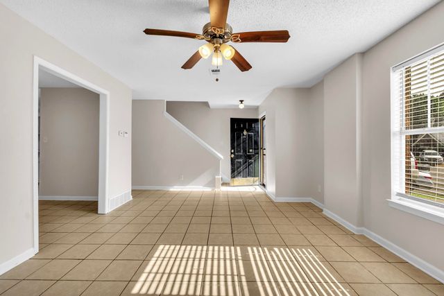 4563 N SUMMER CRK, Memphis, TN 38141