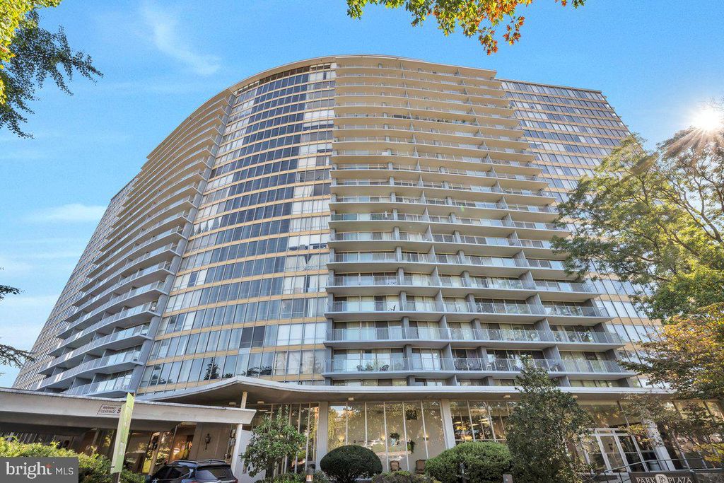 3900 FORD RD #10K, PHILADELPHIA, PA 19131 — exterior