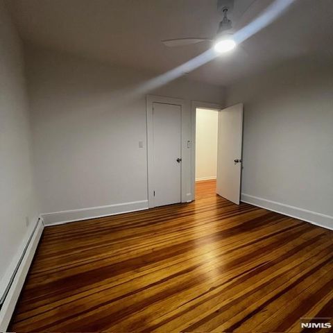 32 Ontario Street, Dumont, NJ 07628