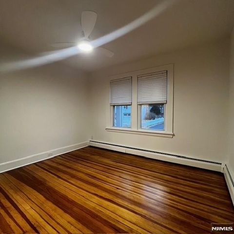 32 Ontario Street, Dumont, NJ 07628