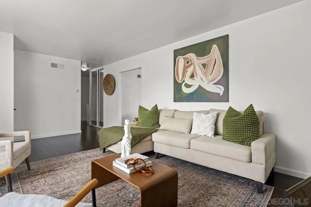 11394 Pegasus Ave, San Diego, CA 92126