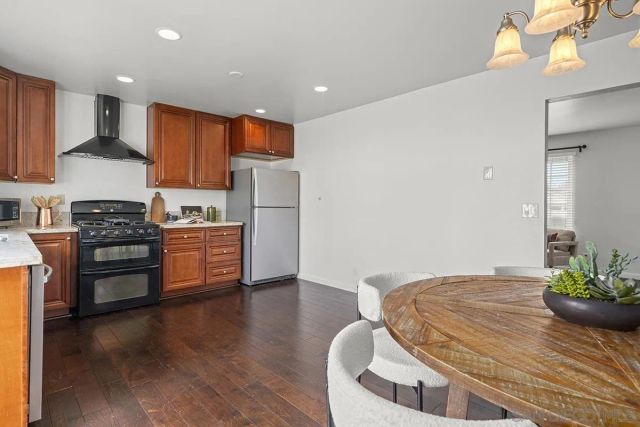 11394 Pegasus Ave, San Diego, CA 92126