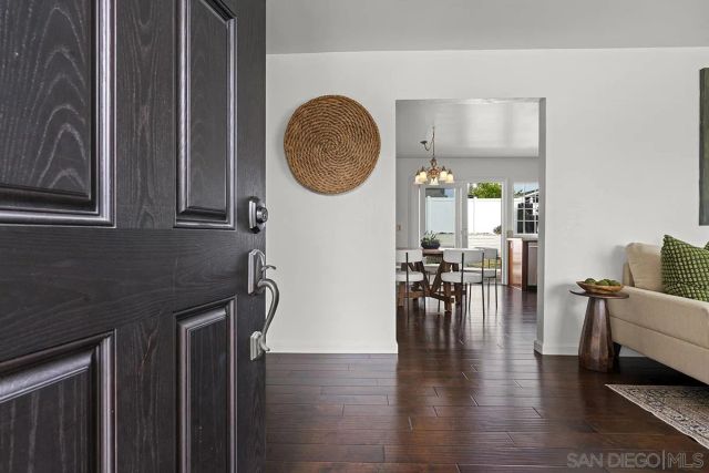 11394 Pegasus Ave, San Diego, CA 92126