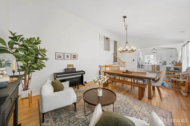 22 Partch Place, Edison, NJ 08817