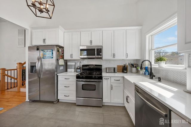 22 Partch Place, Edison, NJ 08817