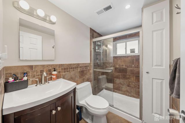 22 Partch Place, Edison, NJ 08817