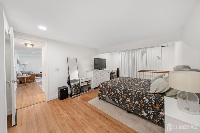 22 Partch Place, Edison, NJ 08817