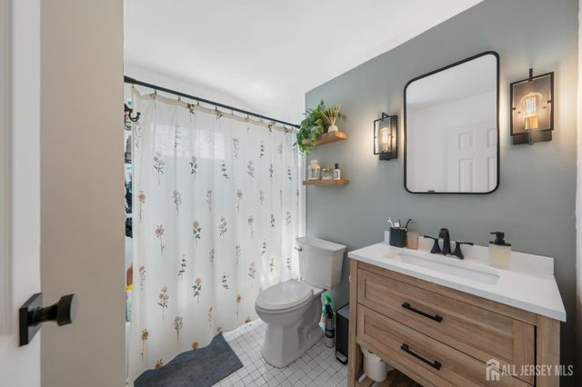 22 Partch Place, Edison, NJ 08817