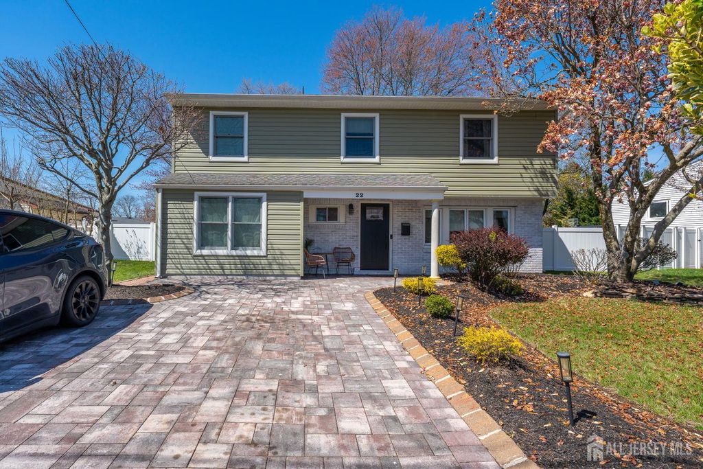 22 Partch Place, Edison, NJ 08817