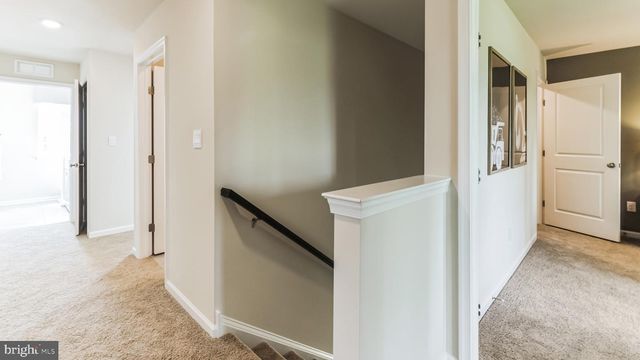 105 PEAR RIDGE DR, Harrisburg, PA 17111