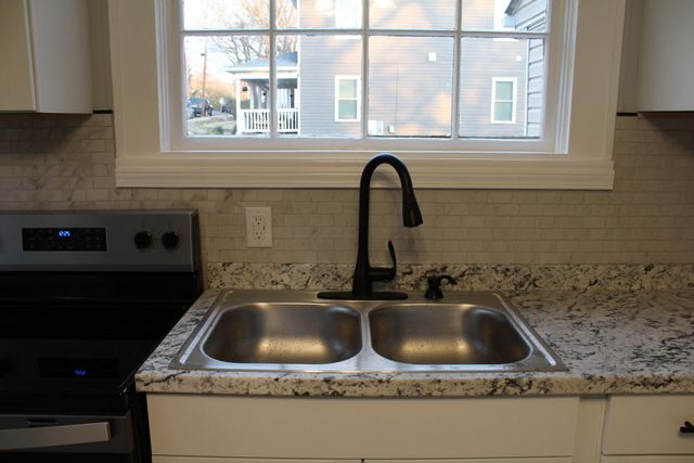 821 12th ST, Roanoke, VA 24017