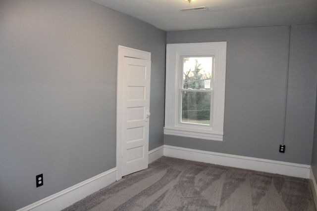 821 12th ST, Roanoke, VA 24017