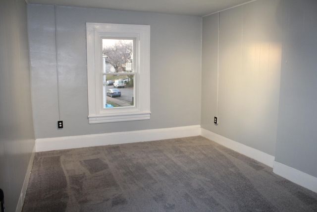 821 12th ST, Roanoke, VA 24017