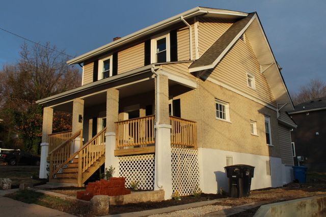 821 12th ST, Roanoke, VA 24017