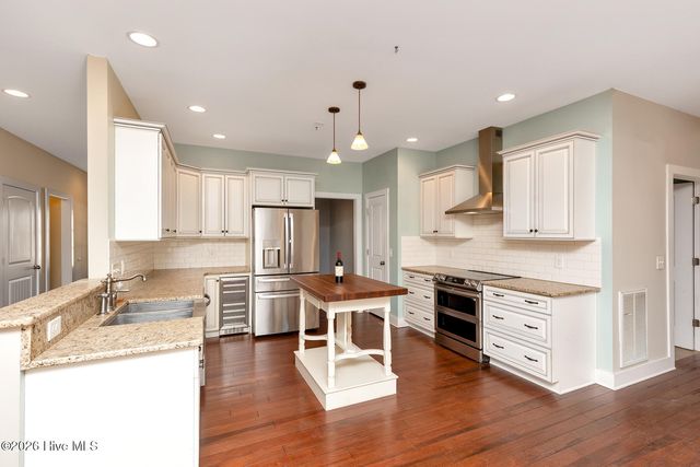 165 Catalpa Lane S, Pinehurst, NC 28374