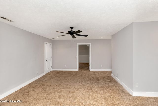 165 Catalpa Lane S, Pinehurst, NC 28374