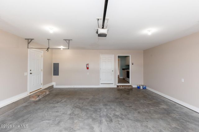 165 Catalpa Lane S, Pinehurst, NC 28374