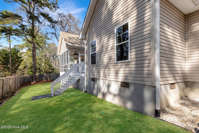 165 Catalpa Lane S, Pinehurst, NC 28374