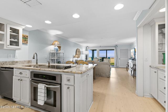 610 SUMMER PLACE, Ponte Vedra Beach, FL 32082