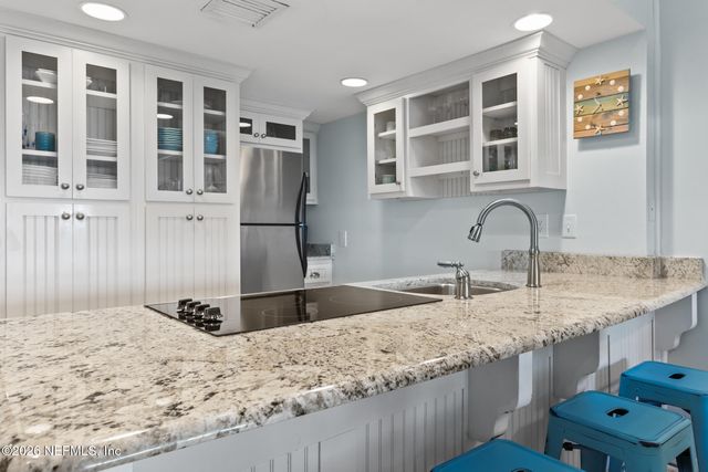 610 SUMMER PLACE, Ponte Vedra Beach, FL 32082