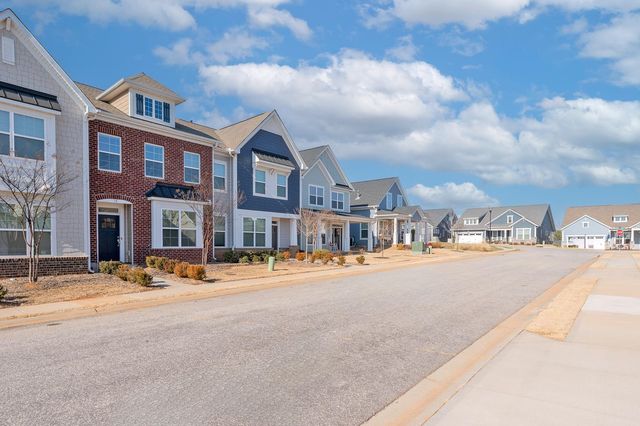 10 Leander Drive, Greer, SC 29651