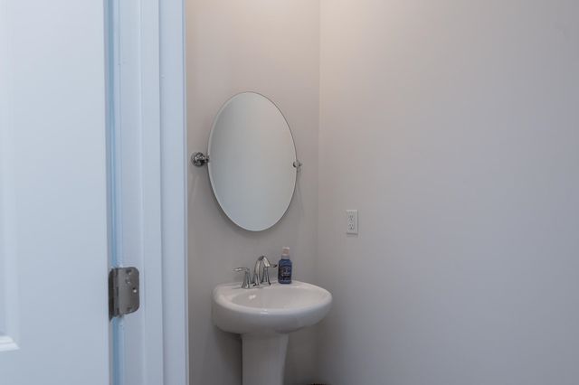 10 Leander Drive, Greer, SC 29651